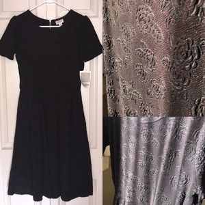 Beautiful Elegant LulaRoe Amelia
